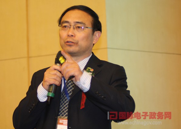 金中一:政務(wù)微博推動(dòng)創(chuàng)新2.0