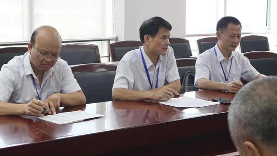 長(zhǎng)沙市住房公積金管理中心岳麓區(qū)管理部月度工作講評(píng)會(huì)