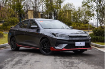 擁有德味十萬級轎跑，思皓曜值得選擇