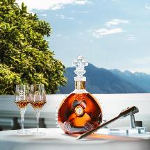 白蘭地是屬于什么酒，為何品鑒它繞不開路易十三干邑