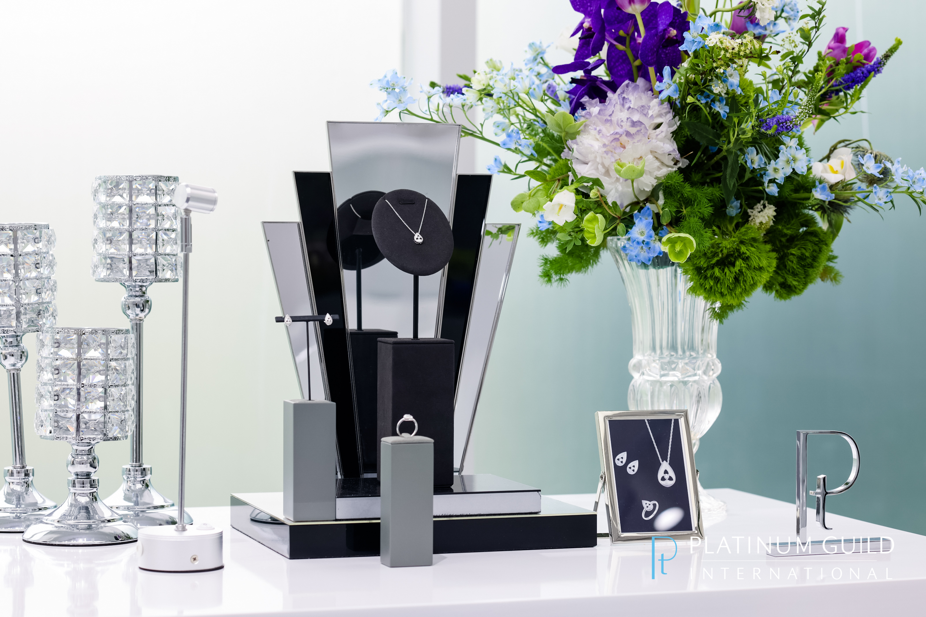 協(xié)力共發(fā)展 領(lǐng)勢新未來 國際鉑金協(xié)會（PGI?）盛大亮相2023年第三屆中國國際消費品博覽會